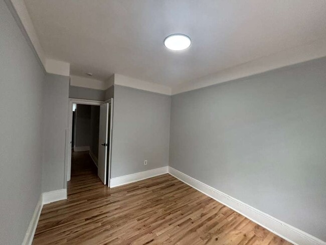 242 Claremont Ave Unidad 4