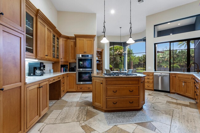 Photo - 8158 Native Dancer Rd E