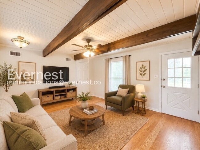 Photo - 801 W Navarro St