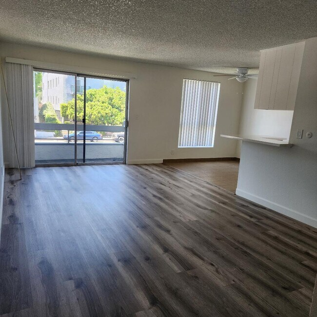Building Photo - WPA Unit 202 Rental