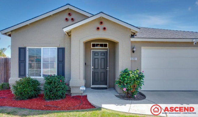 Photo - Charming 4 Bedroom Home!