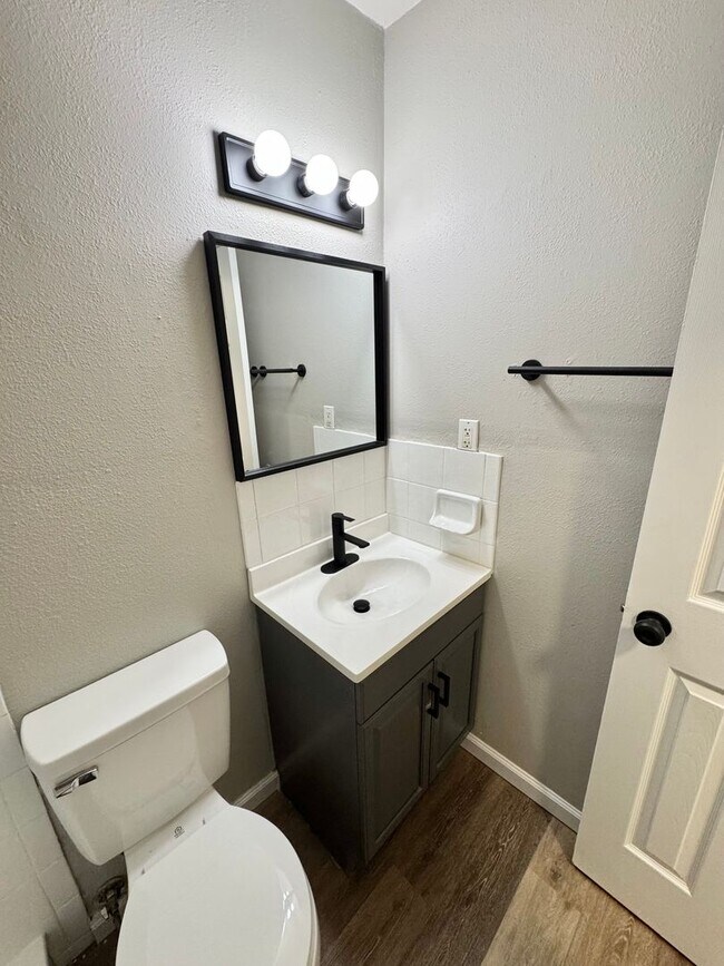 Photo - 12FAI361 Unit 363