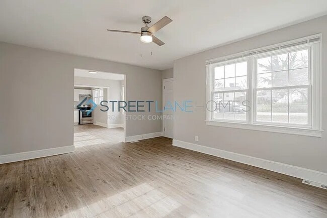 Photo - 565 Alamo St