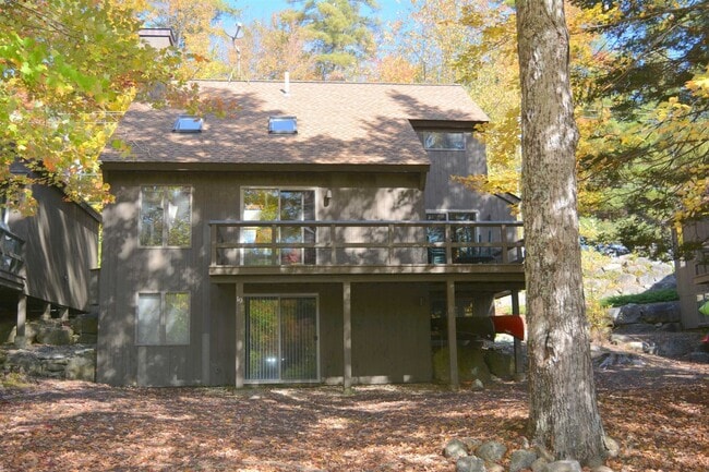 Photo - 619 Otter Rd