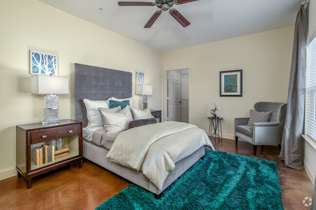 2BR, 2BA - 1,153SF -Marina -Bedroom