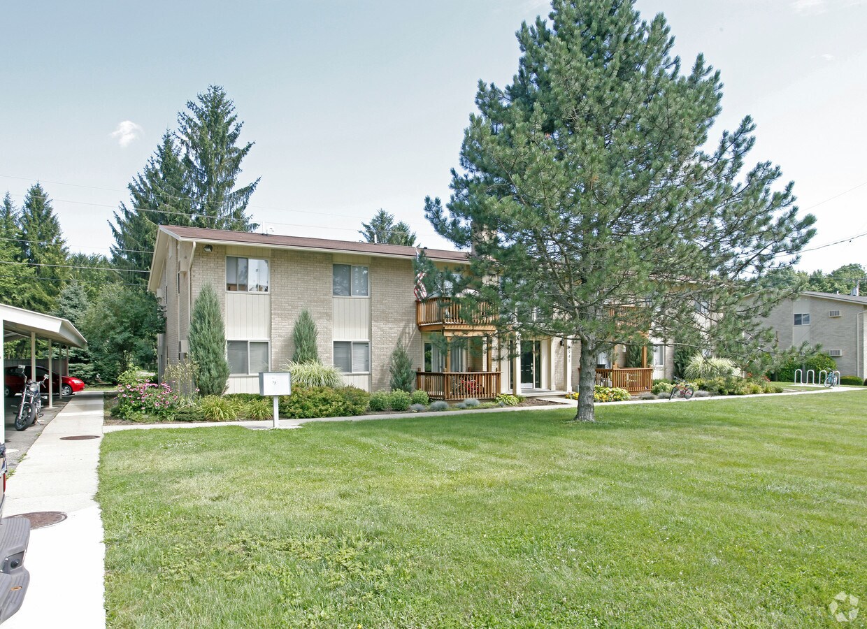 Photo - Oxford Village Apartments