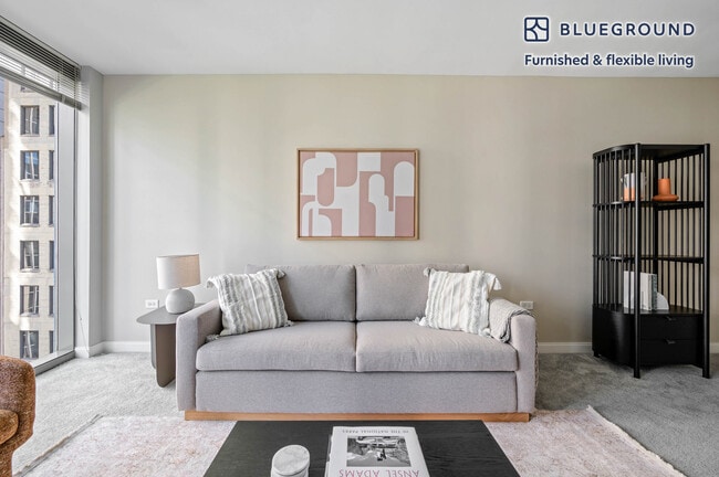 Photo - 210 N Wells St Unidad SI FL15-ID695