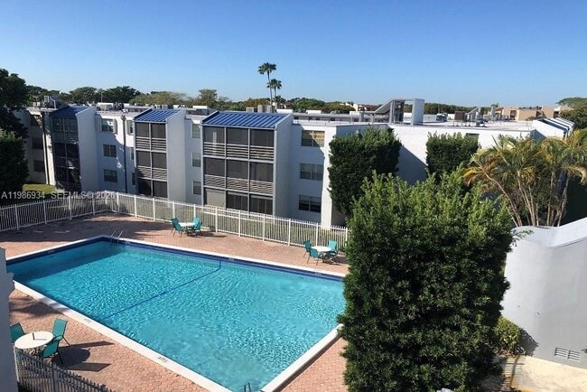 Building Photo - 14170 SW 84th St Unit 208-F