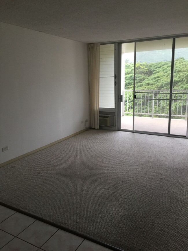 Photo - Sakura Condo, 1 bed, 1 bath, covered parking, Nuuanu