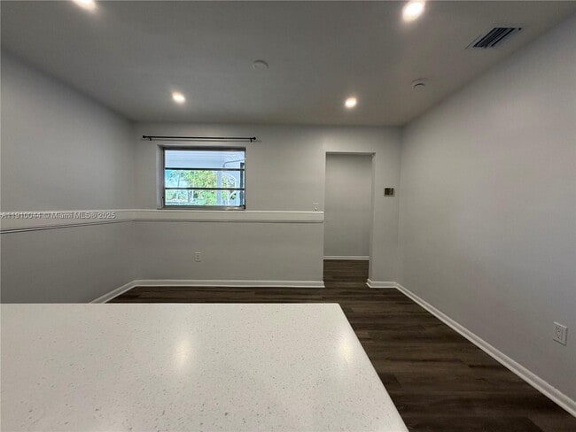 Photo - 8042 SW 89th St