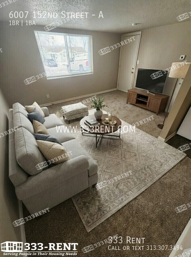 Building Photo - 6007 E 152nd St Unit A