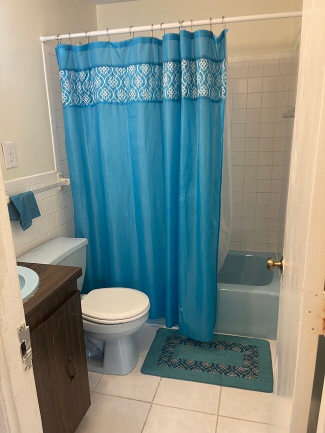 Photo - APTS in Everett, Malden, Chelsea & Boston