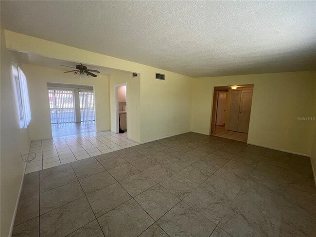 Photo - 167 Easton Dr NW