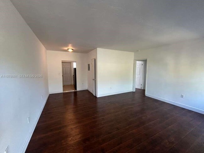 Photo - 8321 Crespi Blvd Unit 7