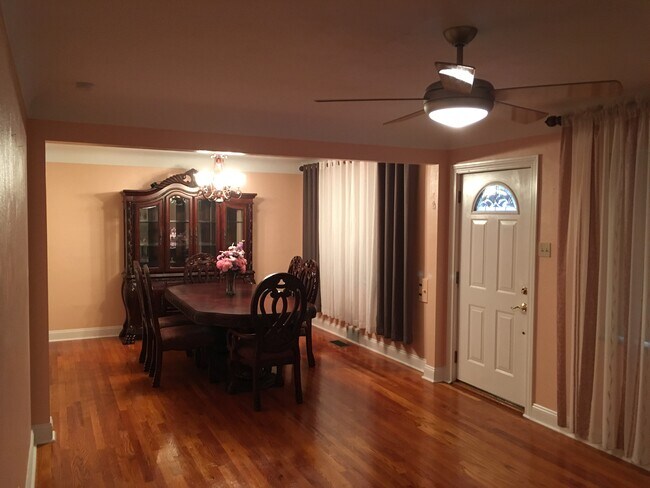 Photo - 3700 January Ave