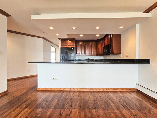 Photo - 1356 N Dearborn St Unit 1344-17