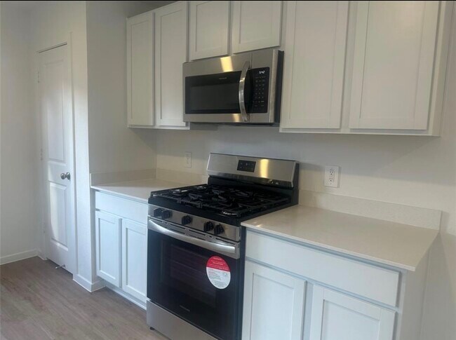 Photo - 2621 Castille Vly Pl