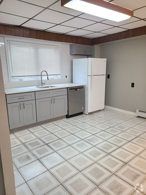 Building Photo - 17 Stearns St Unit 1 Rental