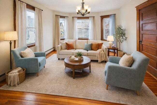 Building Photo - 5-7 Hoyle St Unit 7