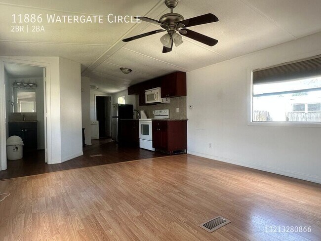 Photo - 11886 Watergate Cir
