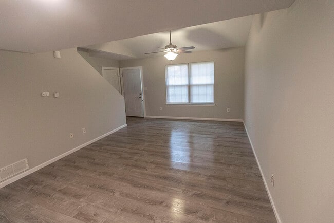 Photo - 5301 Currituck Ln