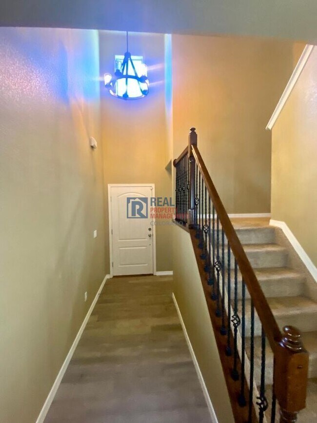 Photo - 3853 Falconry Dr