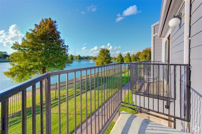 Building Photo - 1620 Good Day Dr Rental