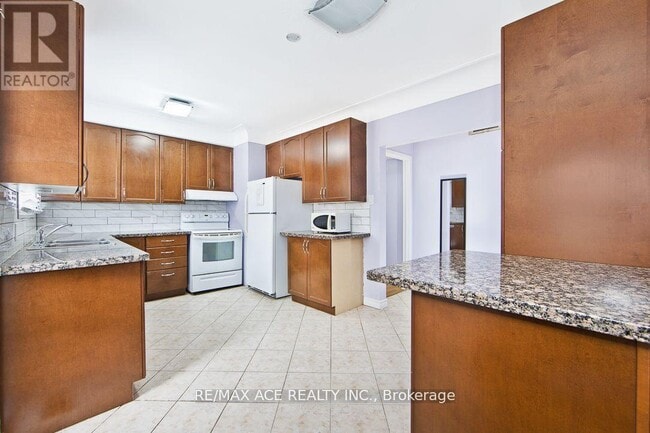 Photo - 205 Emerson St