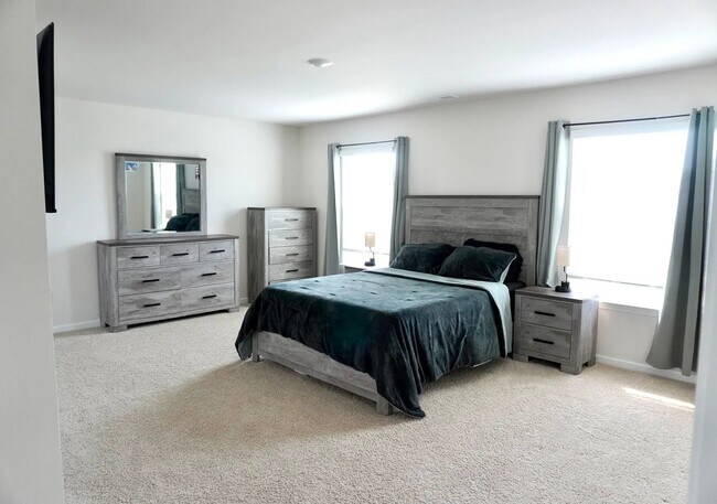 4025 Topsail Trl