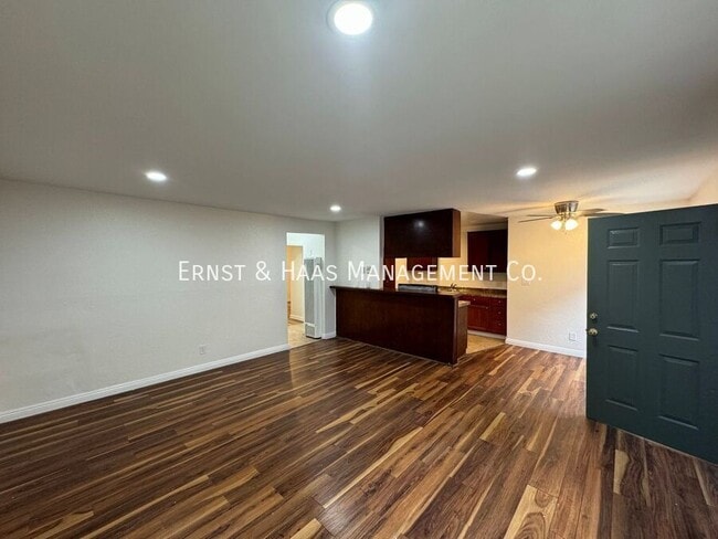 Photo - 1170 E South St Unit #02