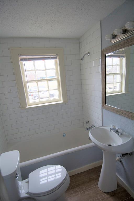 Photo - 437 NW 26th St Unit E