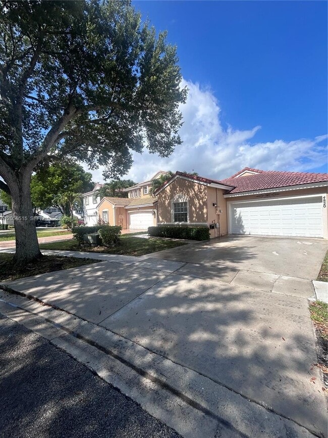 Photo - 4820 SW 152nd Way