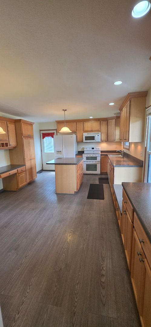 Photo - 11864 Featherwood Dr