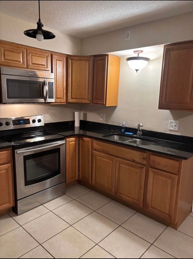 2813 Spring Hill Ct