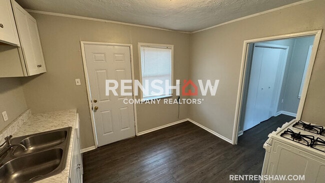 Photo - 1379 Rolling Hills Dr