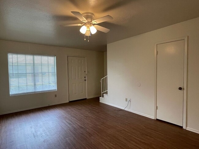 Photo - 8840 Glen Meadow Ln