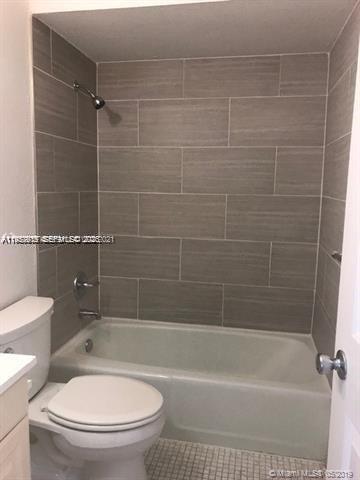 Photo - 9459 SW 76th St Unit R8