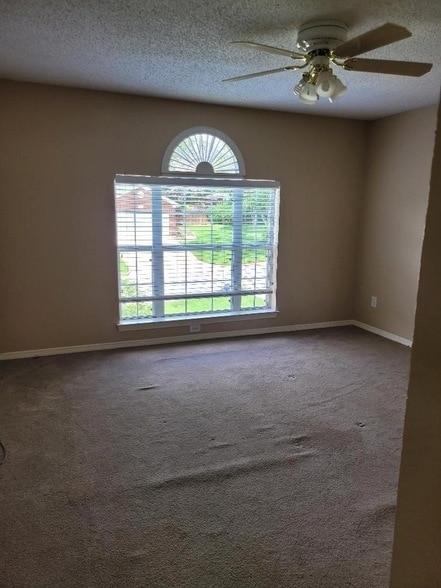 Photo - 4902 Landrun Ln