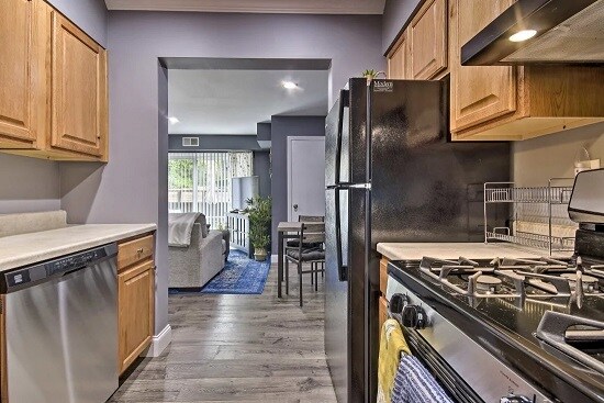 Photo - 306 Forbes St