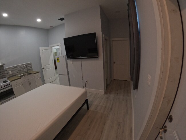 Photo - 5433 SW 19th St Unidad A