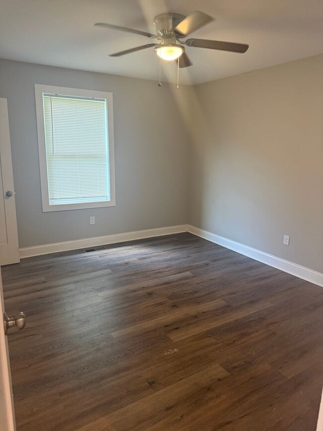 Photo - Newly Remodeled 3 bedroom 1 Bath