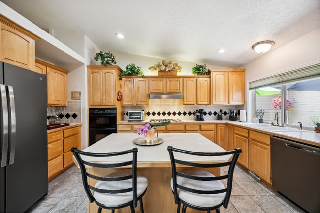 Photo - 5932 W Ashville Ln