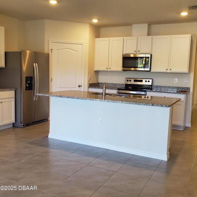 Photo - 1925 Deep Lk Cir