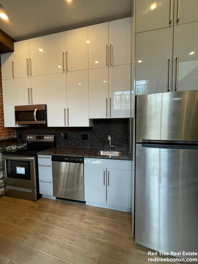 Photo - 1030 Commonwealth Ave