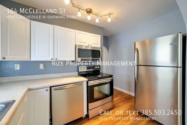 Photo - 164 McClelland St