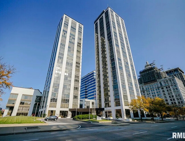 Building Photo - 125 SW Jefferson Ave Unit W5W Rental
