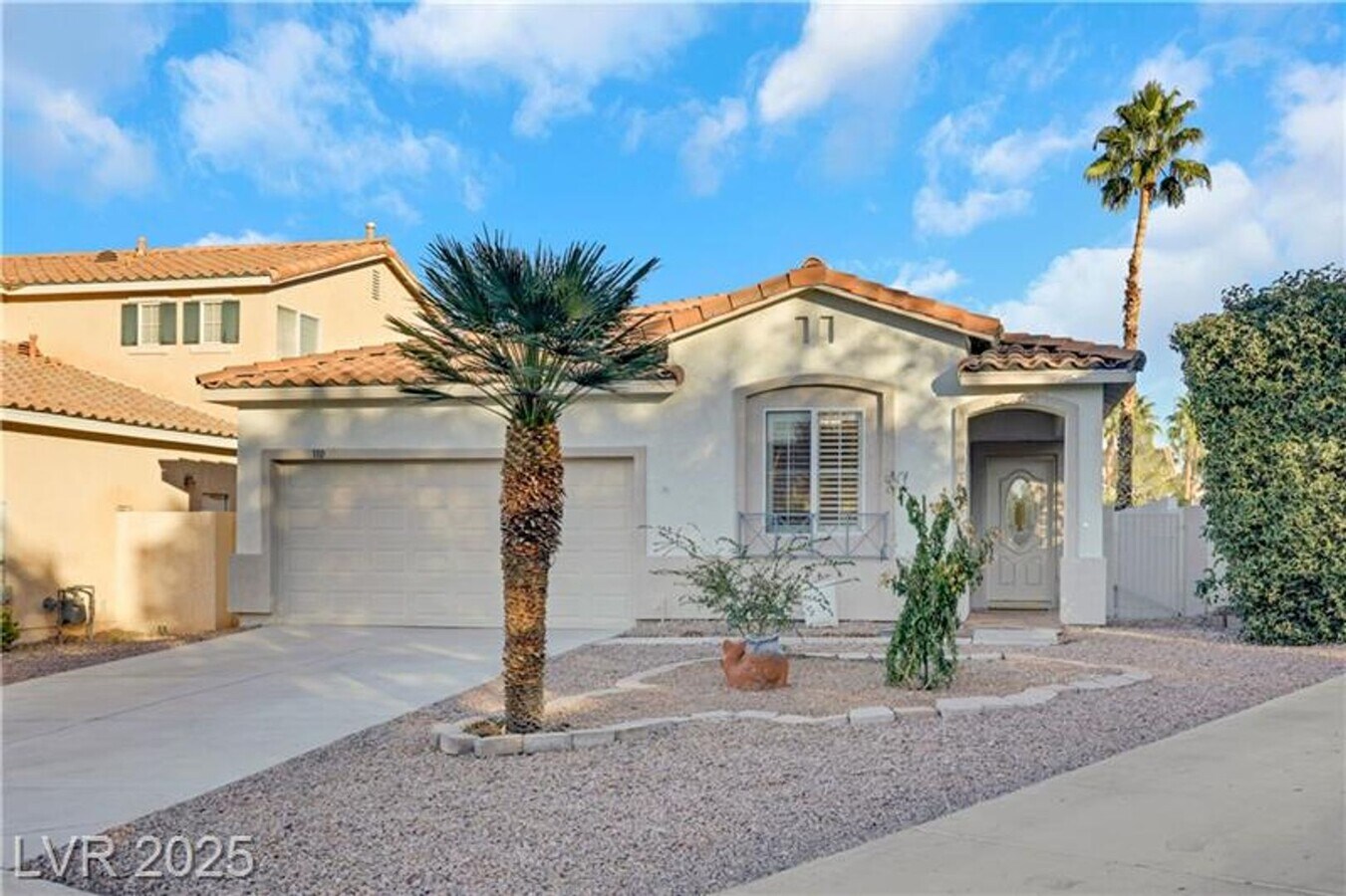 BEAUTIFUL ONE STORY HOME WITH 3 BEDROOMS AND 3 BATHS IN A GATED COMMUNITY, IN GREEN VALLEY RANCH - BEAUTIFUL ONE STORY HOME WITH 3 BEDROOMS AND 3 BATHS IN A GATED COMMUNITY, IN GREEN VALLEY RANCH