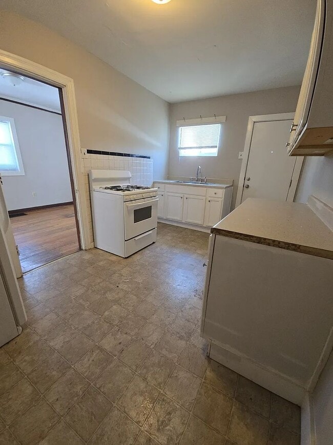 Photo - 620-622 Paris Ct Unit 622 Paris Ct