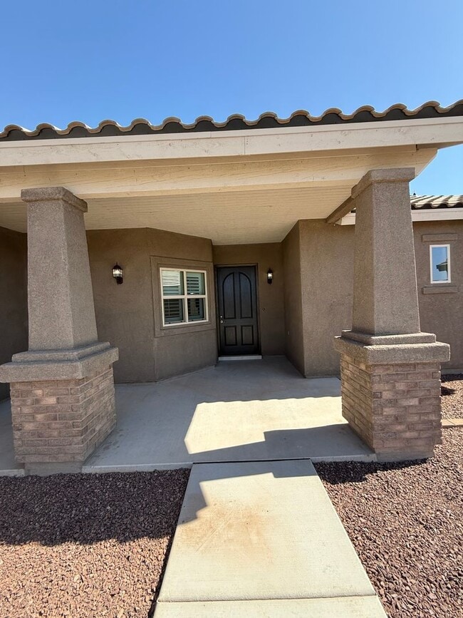 Photo - Livingston Ranch - BRAND NEW & IMMACULATE