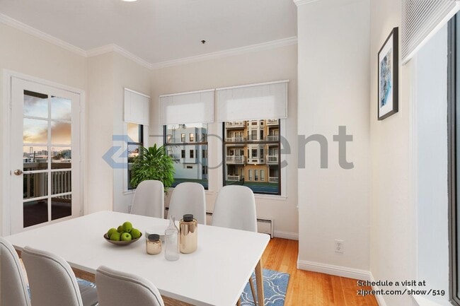 Photo - 625 Carolina St